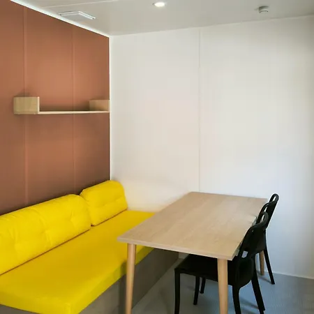 Mobil-home Cosy, Animaux Ok - 2 Pers. - Api-1-52-2464